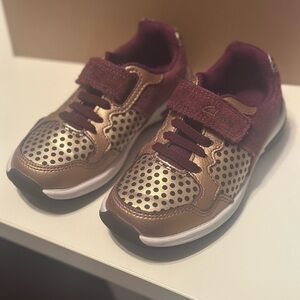 Clarrks girls sneakers bronze gold and purple suede